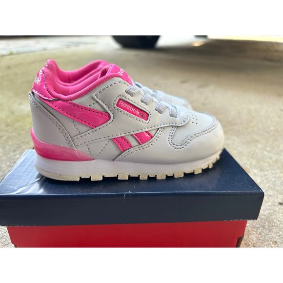 Reebok infant size 7 - Picture 1 of 5